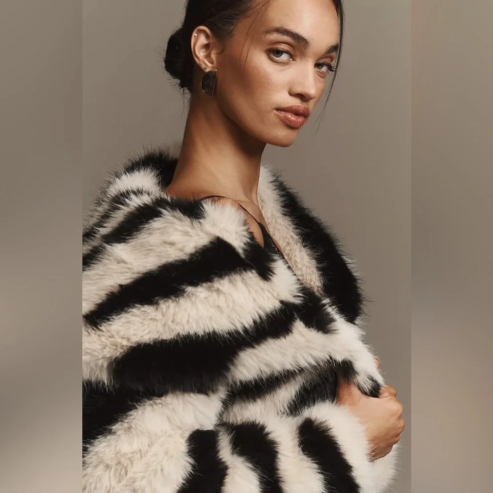 Avec Les Filles Faux-Fur Zebra Cropped Coat Anthropologie